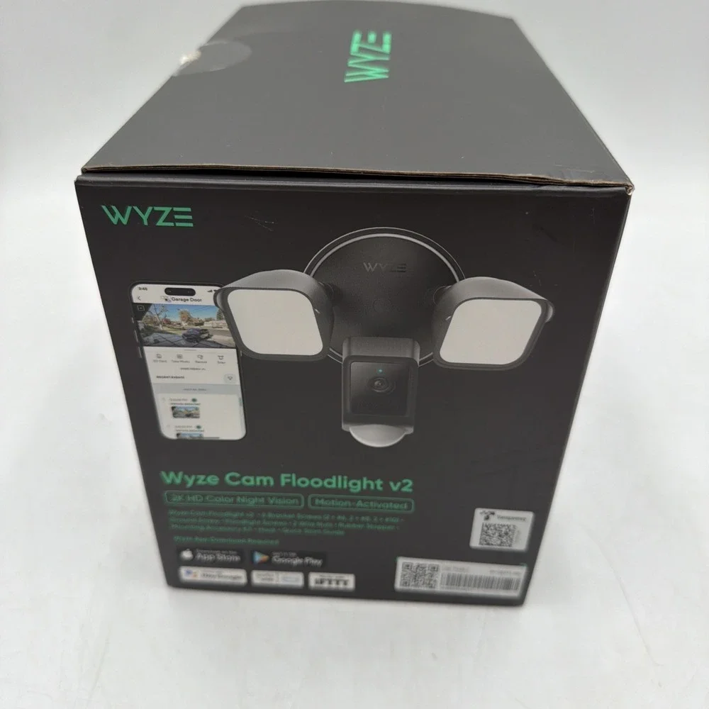Wyze Cam Floodlight V2 Motion-Activated 2K HD Color Night Vision Camera